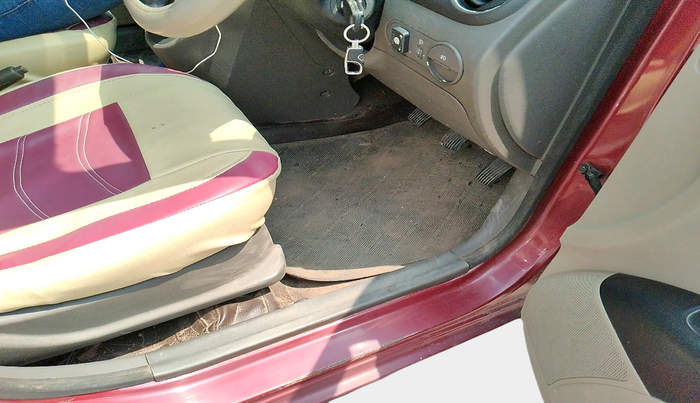 2016 Hyundai i10 SPORTZ 1.1, Petrol, Manual, 1,11,765 km, interior