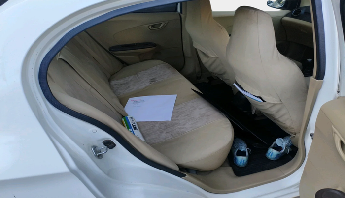 2013 Honda Amaze 1.2L I-VTEC S, Petrol, Manual, 1,02,216 km, interior