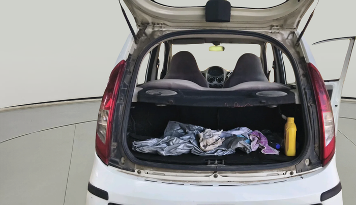2016 Tata Nano TWIST XT, Petrol, Manual, 99,713 km, exterior