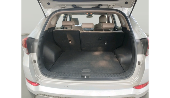 2018 Hyundai Tucson 2WD AT GL DIESEL
, Diesel, Automatic, 1,50,983 km, exterior