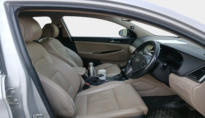 2018 Hyundai Tucson 2WD AT GL DIESEL
, Diesel, Automatic, 1,50,983 km, interior