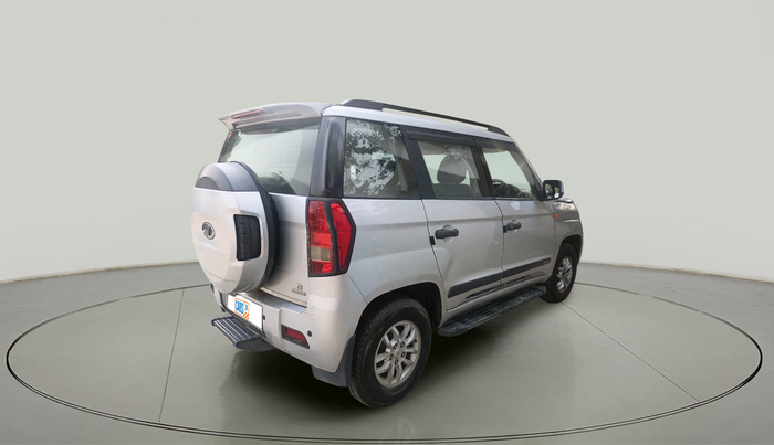 2015 Mahindra TUV300 T8, Diesel, Manual, 1,39,729 km, exterior