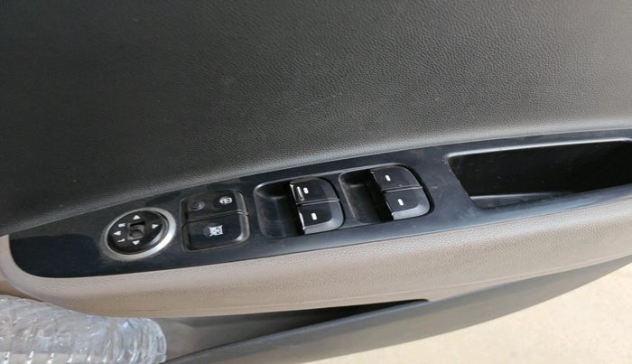 2014 Hyundai Grand i10 MAGNA 1.1 CRDI, Diesel, Manual, 75,740 km, interior