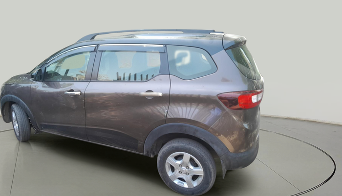 2022 Renault TRIBER RXT, Petrol, Manual, 26,000 km, exterior