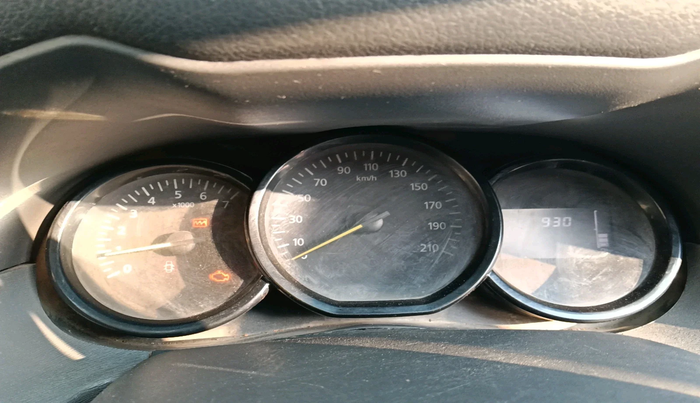 2015 Renault Duster 85 PS RXE DIESEL, Diesel, Manual, 2,73,538 km, interior