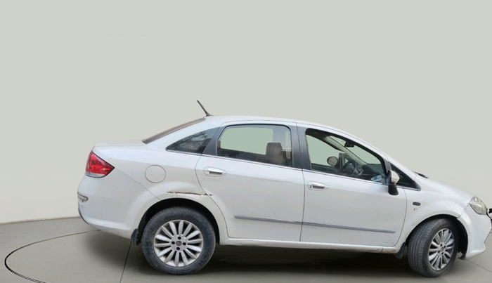 2014 Fiat Linea DYNAMIC 1.3 L ADVANCED MULTIJET, Diesel, Manual, 1,33,412 km, exterior