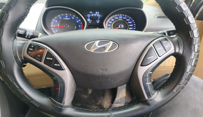 2013 Hyundai New Elantra 1.8 SX MT VTVT, Petrol, Manual, 1,67,318 km, interior