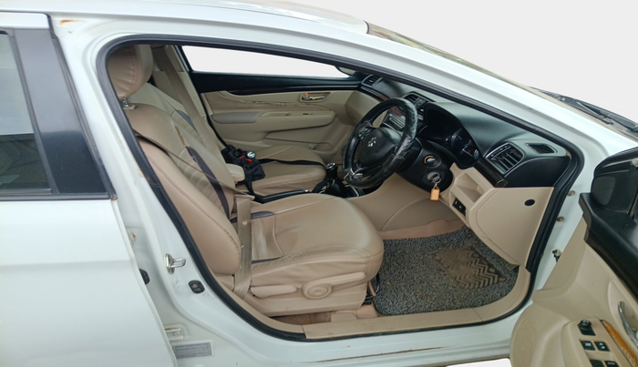 2017 Maruti Ciaz VDI+ SHVS, Diesel, Manual, 1,44,073 km, interior