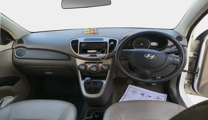 2015 Hyundai i10 MAGNA 1.1, Petrol, Manual, 56,055 km, interior