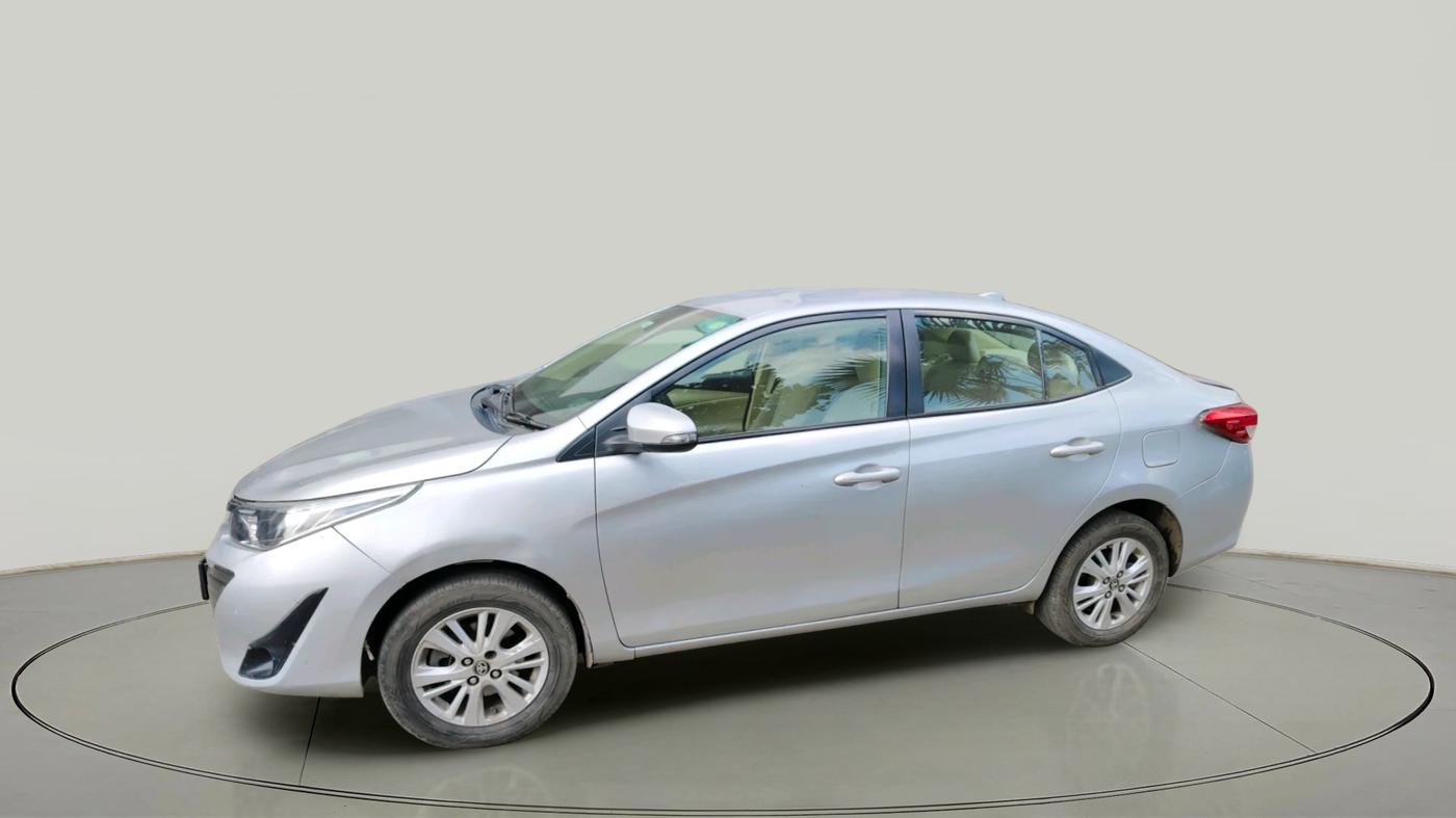 2018 Toyota YARIS V MT, Petrol, Manual, 1,07,396 km, exterior