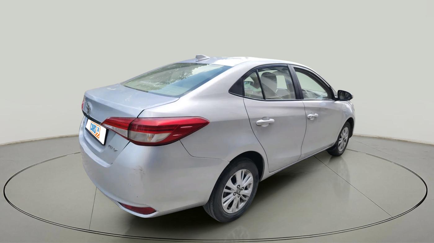 2018 Toyota YARIS V MT, Petrol, Manual, 1,07,396 km, exterior