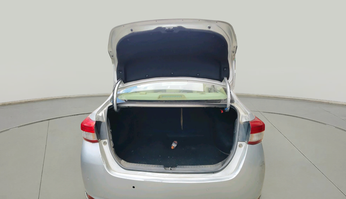 2018 Toyota YARIS V MT, Petrol, Manual, 1,07,396 km, exterior