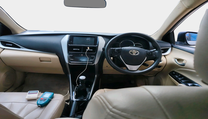 2018 Toyota YARIS V MT, Petrol, Manual, 1,07,396 km, interior