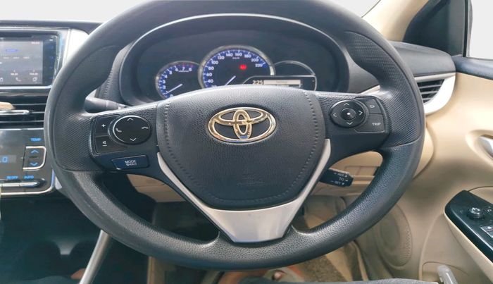 2018 Toyota YARIS V MT, Petrol, Manual, 1,07,396 km, interior