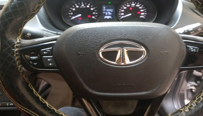 2018 Tata NEXON KRAZ MT DIESEL, Diesel, Manual, 92,332 km, interior