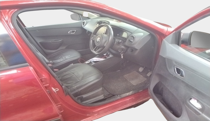 2019 Renault Kwid RXT 1.0 AMT, Petrol, Automatic, 52,246 km, interior
