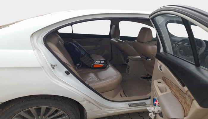 2015 Maruti Ciaz ZXI+, Petrol, Manual, 1,17,990 km, interior