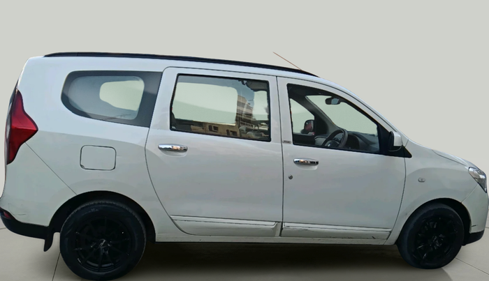 2017 Renault Lodgy 85 PS RXE 7 STR, Diesel, Manual, 1,71,405 km, exterior