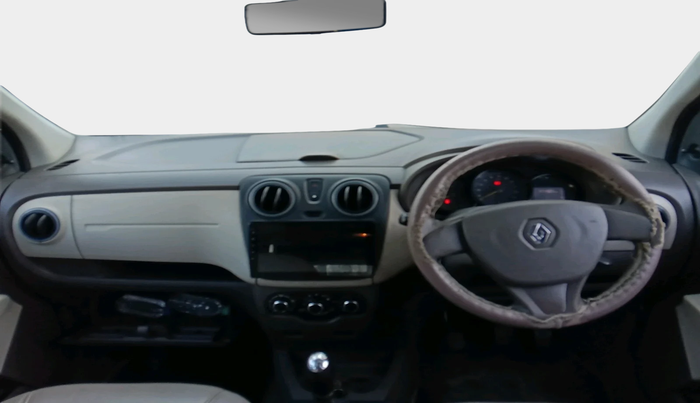 2017 Renault Lodgy 85 PS RXE 7 STR, Diesel, Manual, 1,71,405 km, interior