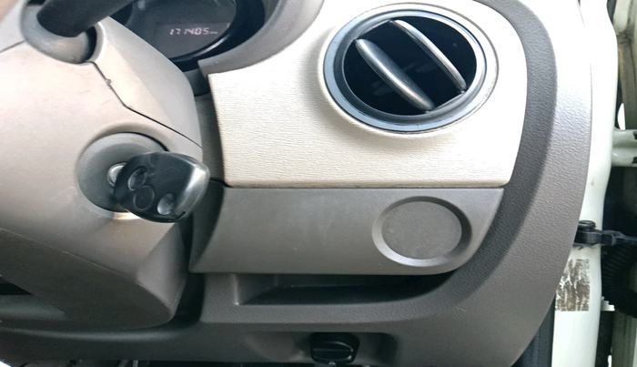 2017 Renault Lodgy 85 PS RXE 7 STR, Diesel, Manual, 1,71,405 km, interior