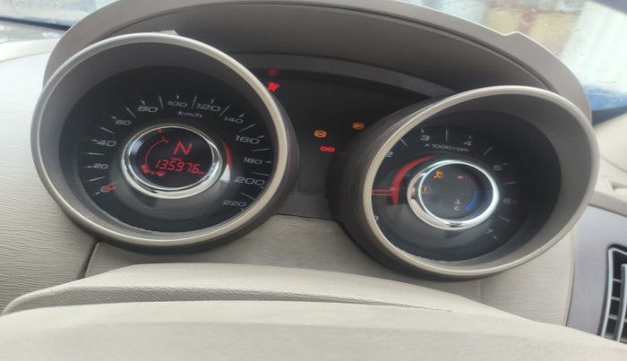 2012 Mahindra XUV500 W8, Diesel, Manual, 1,35,976 km, interior