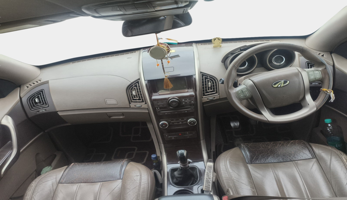 2012 Mahindra XUV500 W8, Diesel, Manual, 1,35,976 km, interior