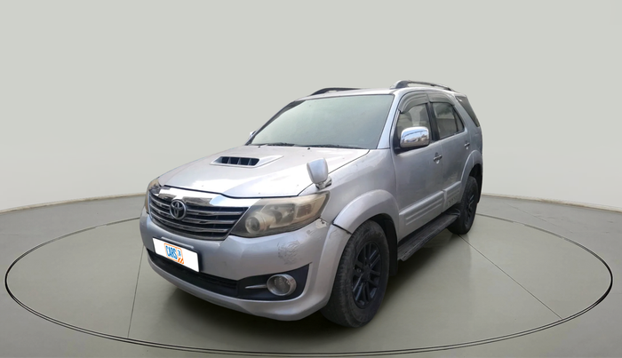 2011 Toyota Fortuner 3.0 4X4 MT, Diesel, Manual, 1,04,754 km, exterior