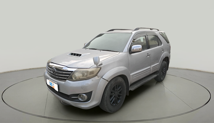 2011 Toyota Fortuner 3.0 4X4 MT, Diesel, Manual, 1,04,754 km, exterior