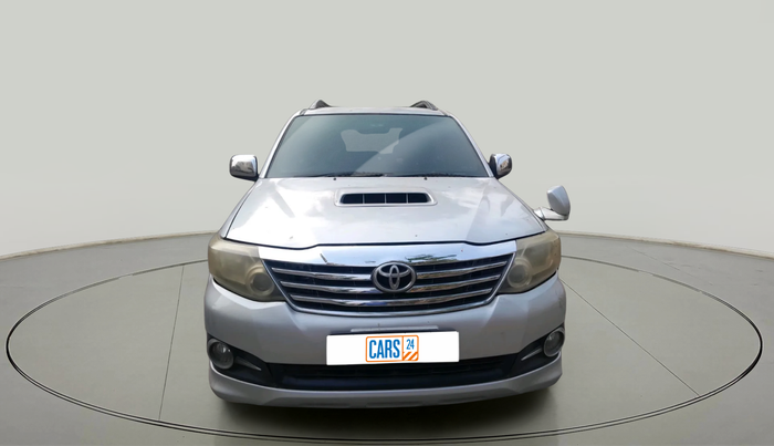 2011 Toyota Fortuner 3.0 4X4 MT, Diesel, Manual, 1,04,754 km, exterior