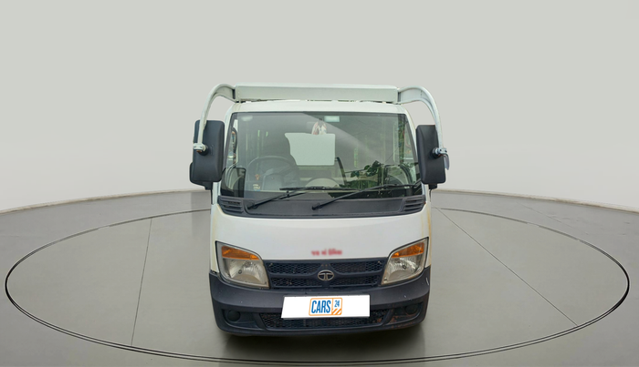 2017 Tata MAGIC MANTRA ST 8STR, Diesel, Manual, 62,057 km, exterior