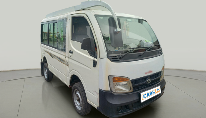2017 Tata MAGIC MANTRA ST 8STR, Diesel, Manual, 62,057 km, exterior
