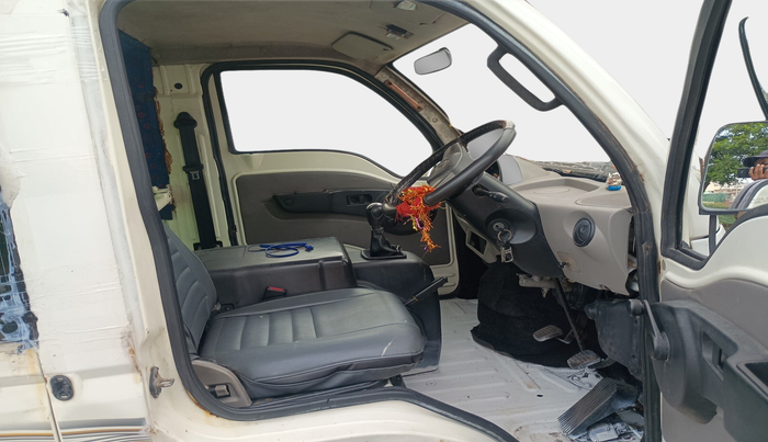2017 Tata MAGIC MANTRA ST 8STR, Diesel, Manual, 62,057 km, interior