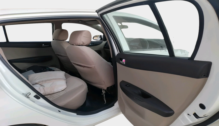 2013 Hyundai i20 MAGNA 1.4 CRDI, Diesel, Manual, 95,072 km, interior