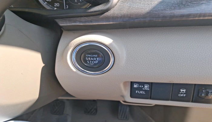 2022 Maruti Ertiga ZXI (O) CNG, Petrol, Manual, 86,474 km, interior