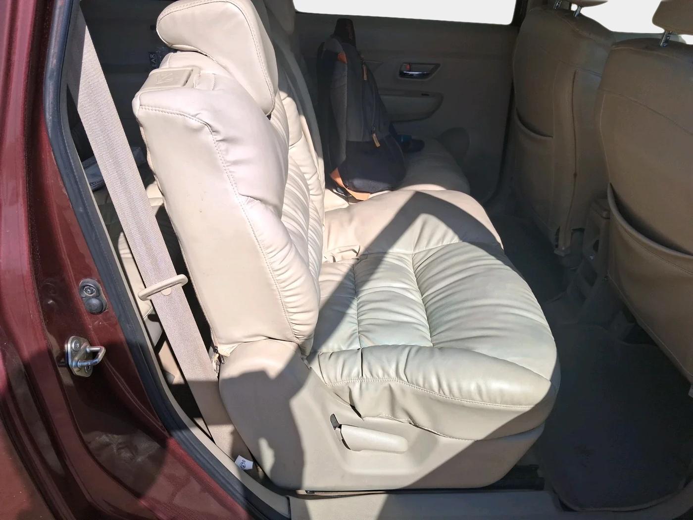 2022 Maruti Ertiga ZXI (O) CNG, Petrol, Manual, 86,474 km, interior