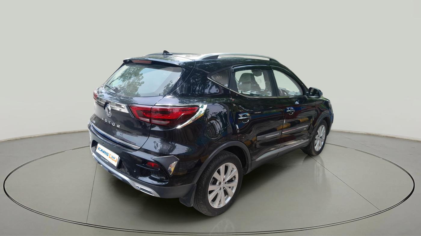 2024 MG ASTOR Select 1.5 MT (Ivory), Petrol, Manual, 8,909 km, exterior