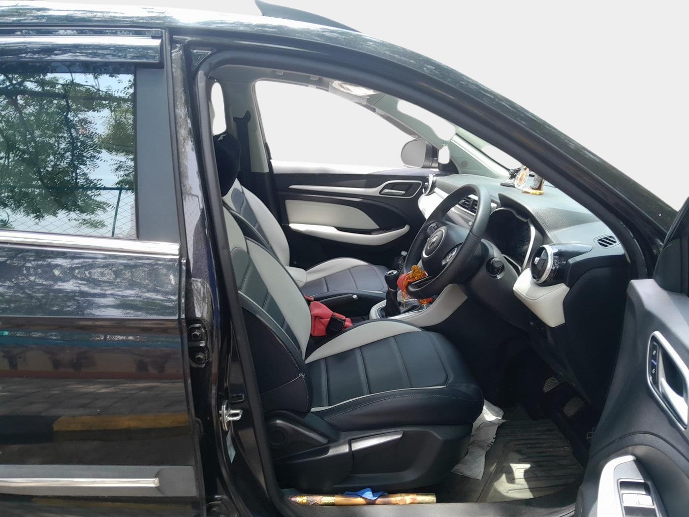 2024 MG ASTOR Select 1.5 MT (Ivory), Petrol, Manual, 8,909 km, interior