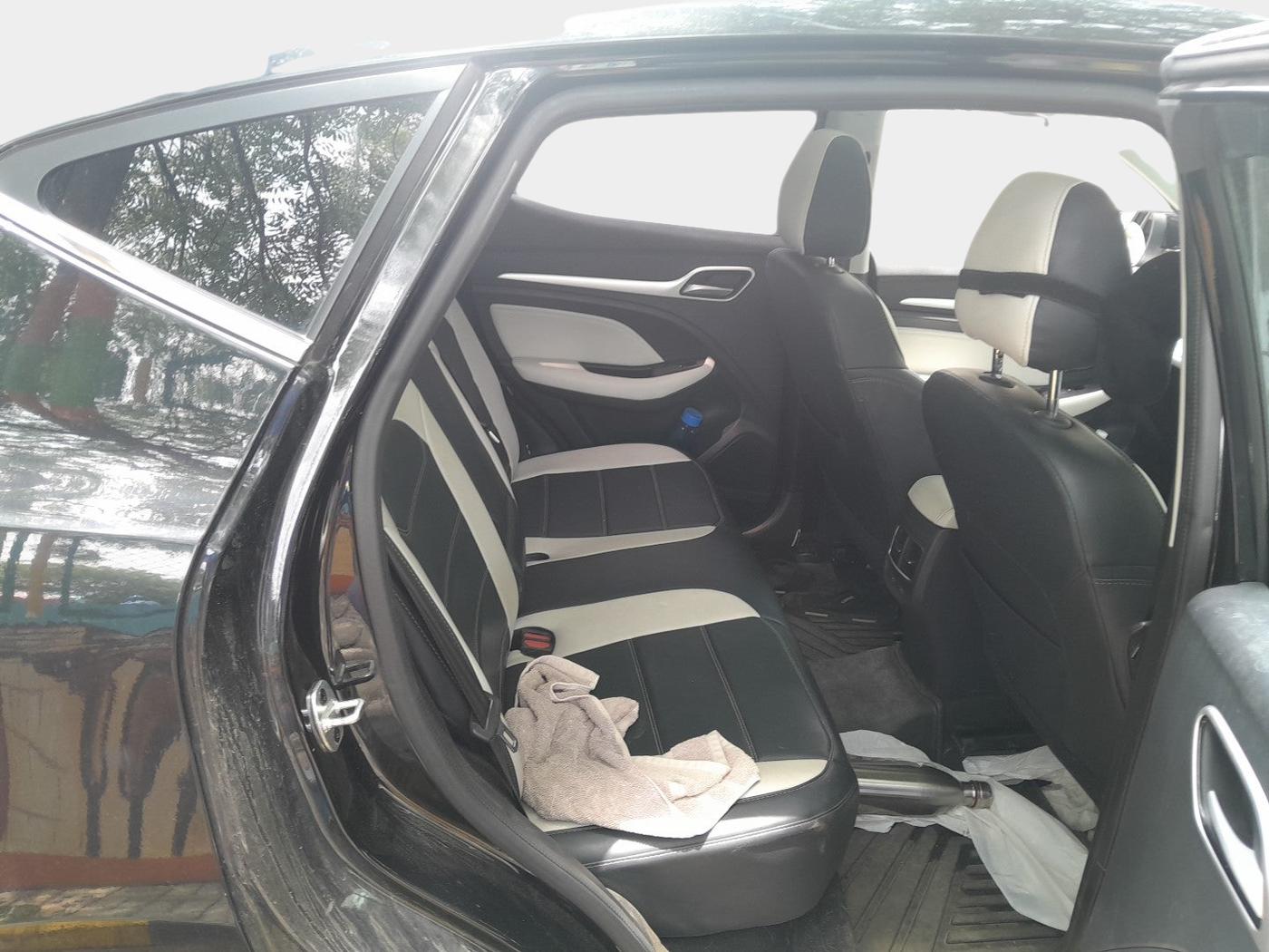 2024 MG ASTOR Select 1.5 MT (Ivory), Petrol, Manual, 8,909 km, interior