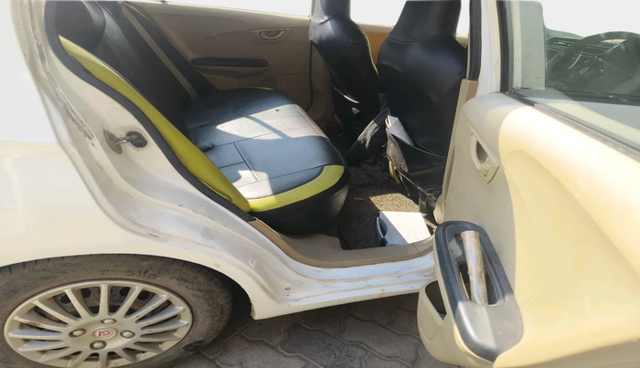 2017 Honda Amaze 1.2L I-VTEC E, Petrol, Manual, 1,01,817 km, interior