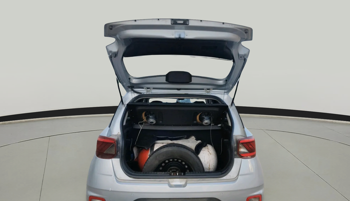 2020 Hyundai VENUE S 1.2, Petrol, Manual, 70,128 km, exterior