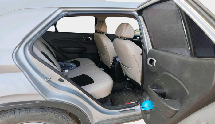 2020 Hyundai VENUE S 1.2, Petrol, Manual, 70,128 km, interior