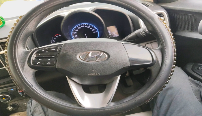 2020 Hyundai VENUE S 1.2, Petrol, Manual, 70,128 km, interior