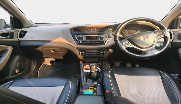 2016 Hyundai Elite i20 SPORTZ 1.2, Petrol, Manual, 1,54,952 km, interior