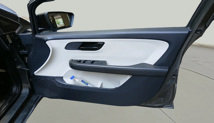 2023 Tata ALTROZ XM PLUS CNG, Petrol, Manual, 34,240 km, interior