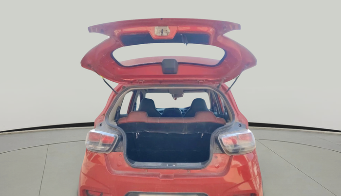 2017 Mahindra KUV 100 NXT K2 P 6 STR, Petrol, Manual, 1,20,305 km, exterior