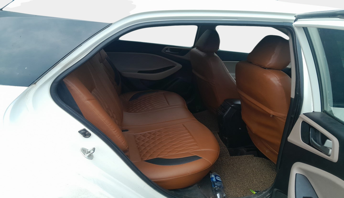 2016 Hyundai Elite i20 ASTA 1.4 CRDI (O), Diesel, Manual, 1,48,682 km, interior