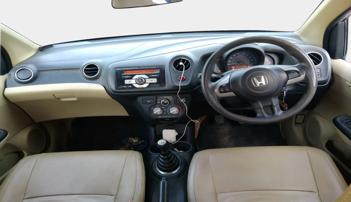 2015 Honda Amaze 1.2L I-VTEC S, Petrol, Manual, 1,29,685 km, interior