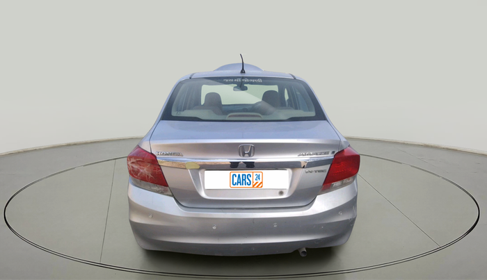 2015 Honda Amaze 1.2L I-VTEC S, Petrol, Manual, 1,29,685 km, interior