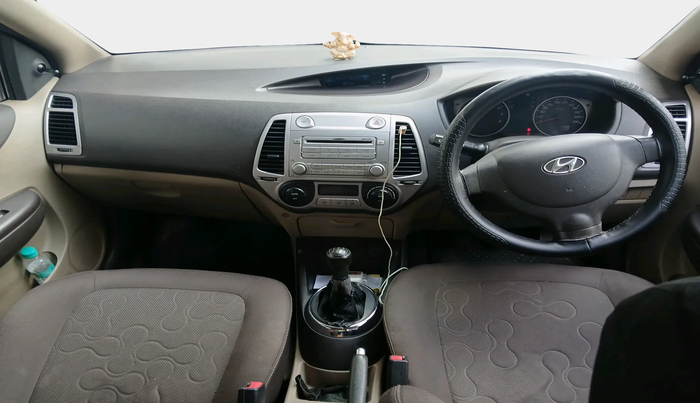 2010 Hyundai i20 MAGNA 1.2, Petrol, Manual, 92,553 km, interior