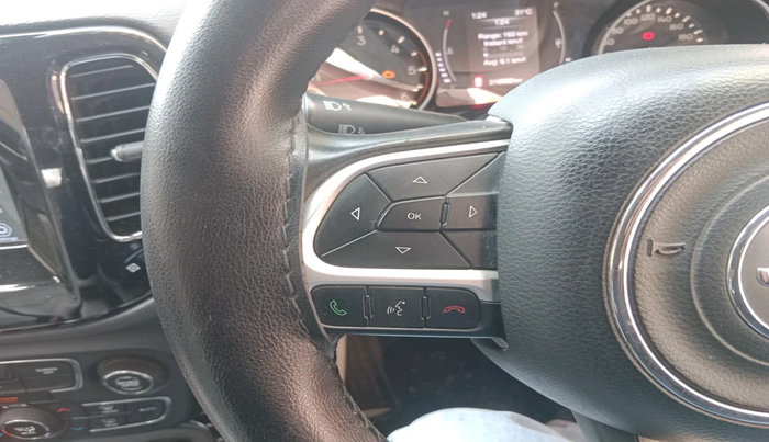 2018 Jeep Compass LIMITED 2.0 DIESEL, Diesel, Manual, 2,10,982 km, interior